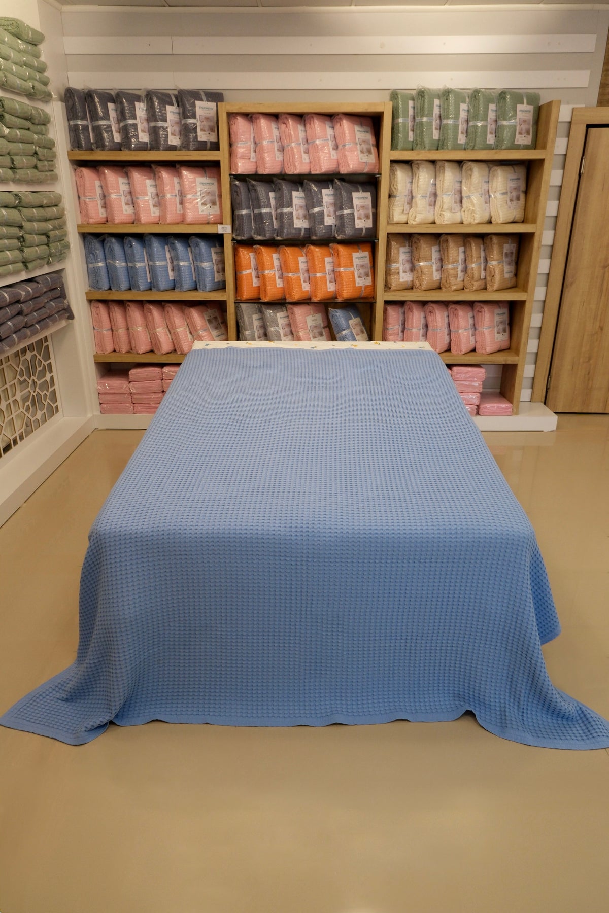ETEHOMETEX  HAVUZLU PİKE ÇİFT KİŞİLİK 220X240CM MAVİ 8696474231657